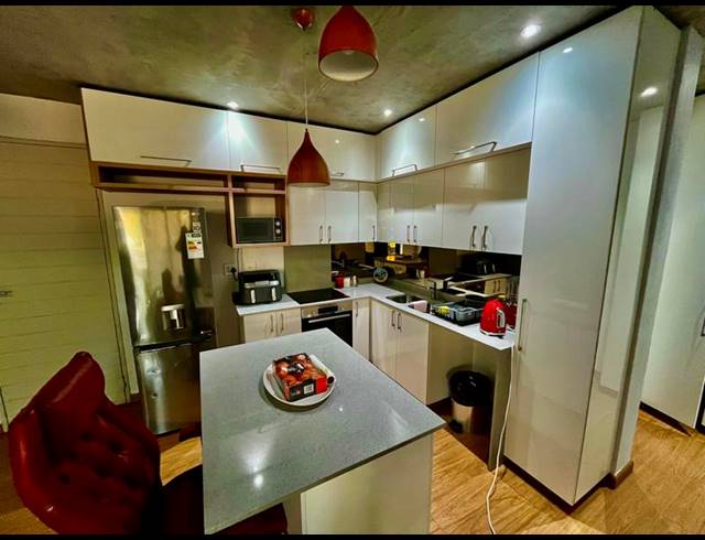 2 BEDROOM PROPERTY TO RENT IN BROOKLYN